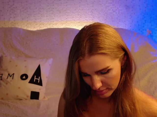 -MAlVINKA- live cam on BongaCams