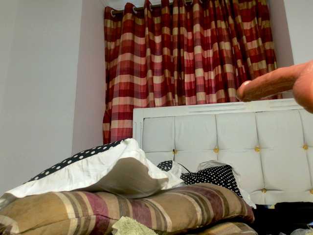 Candbody live cam on BongaCams