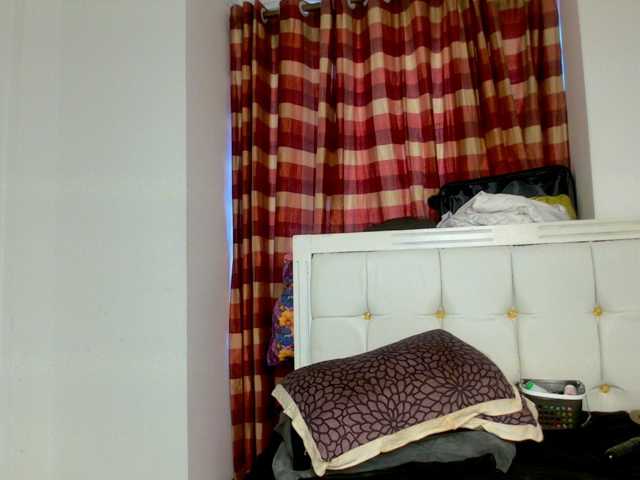Candbody live cam on BongaCams