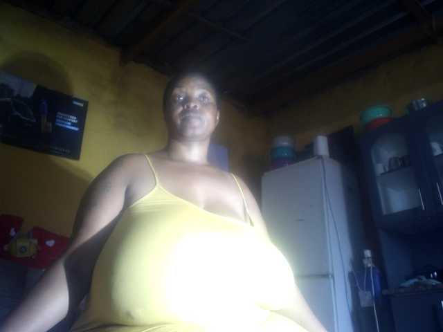 Melonboobs1's BongaCams show and profile