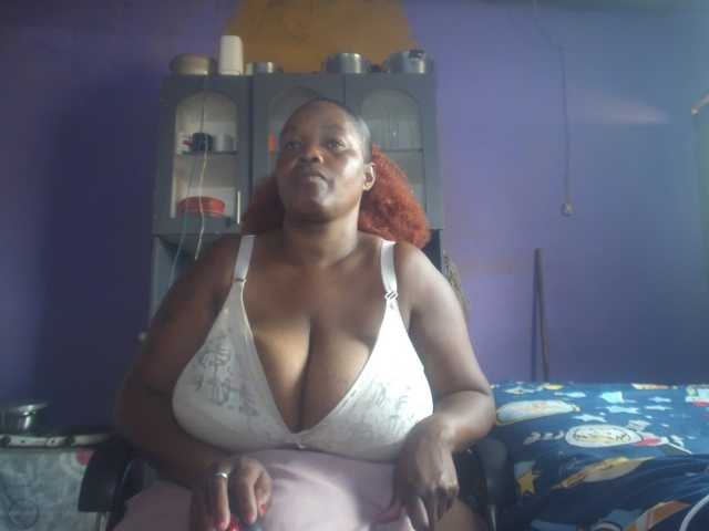 Melonboobs1