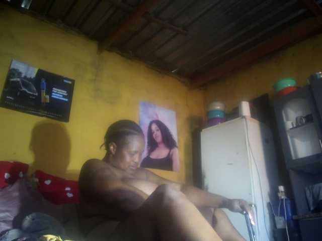 Melonboobs1's BongaCams show and profile