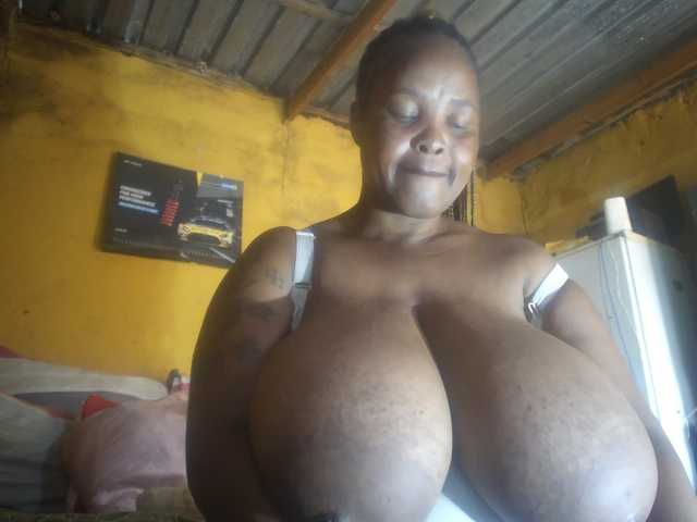 Melonboobs1