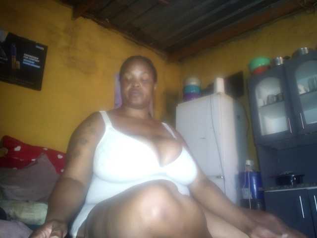 Melonboobs1's BongaCams show and profile