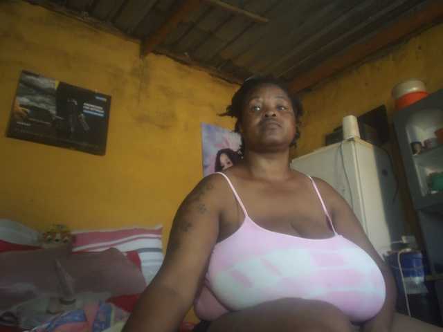 Melonboobs1 live cam on BongaCams