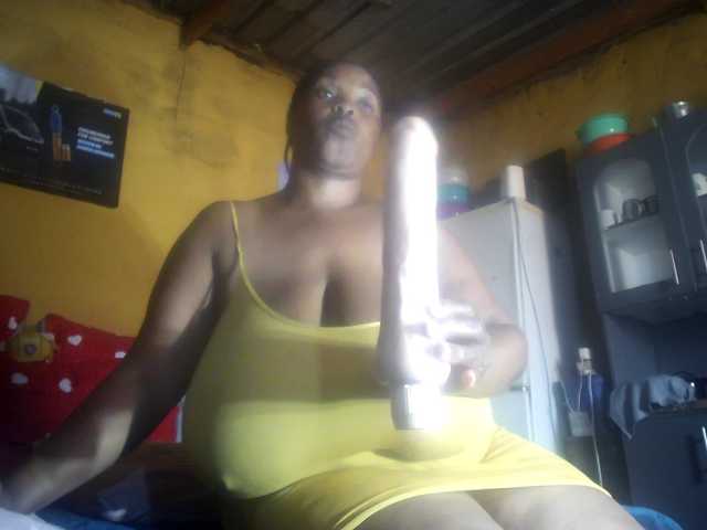 Melonboobs1's BongaCams show and profile