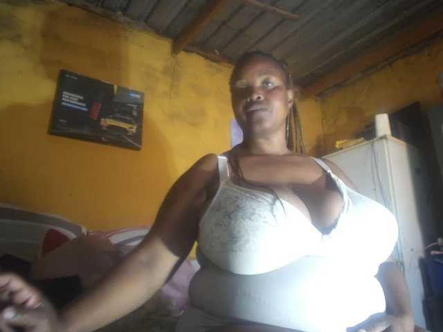 Melonboobs1
