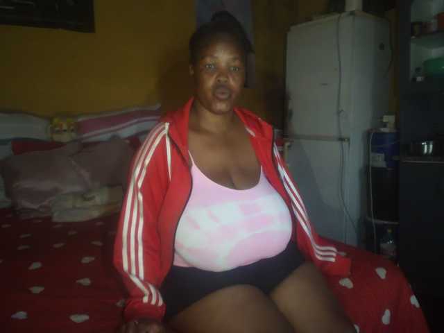 Melonboobs1 live cam on BongaCams