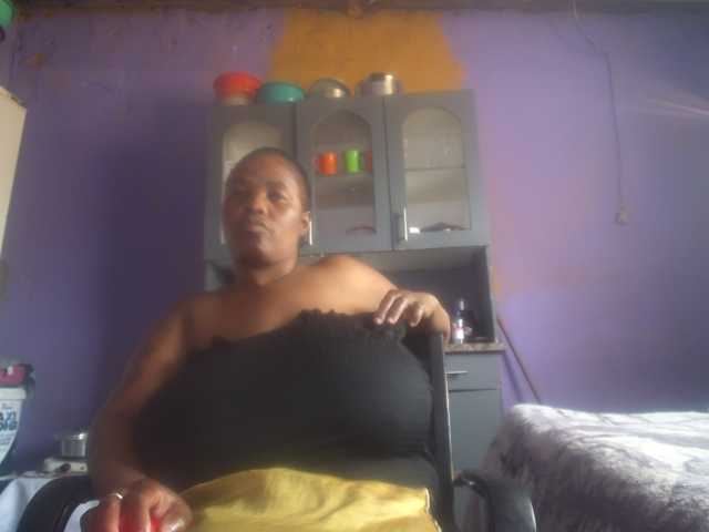 Melonboobs1 live cam on BongaCams