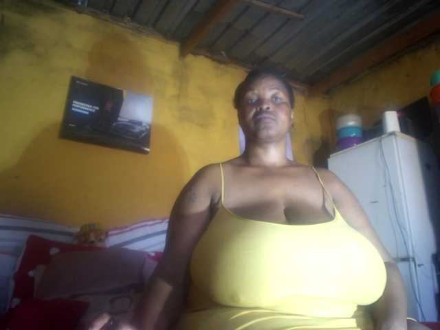 Melonboobs1