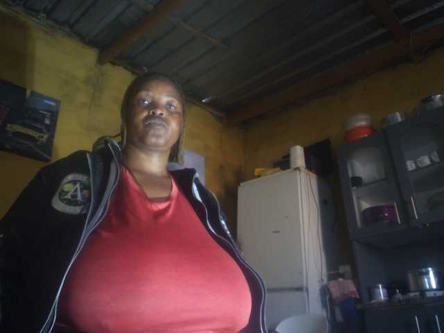 Melonboobs1