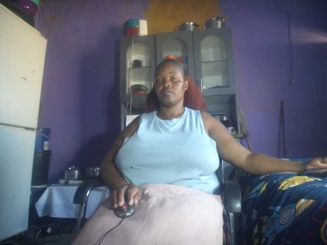 Melonboobs1 live cam preview