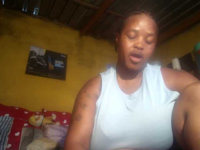 Melonboobs1's BongaCams show and profile