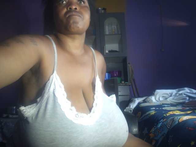 Melonboobs1