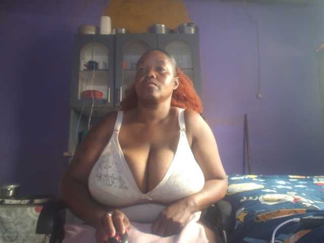 Melonboobs1