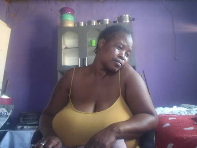 Melonboobs1
