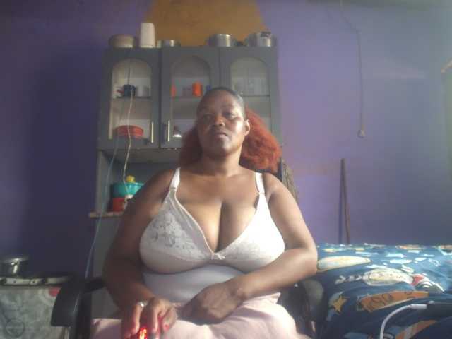 Melonboobs1 live cam preview