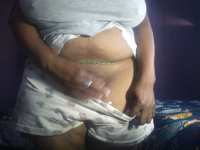 Melonboobs1 live cam on BongaCams