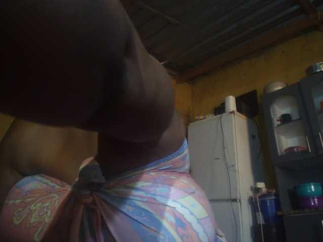 Melonboobs1 live cam on BongaCams