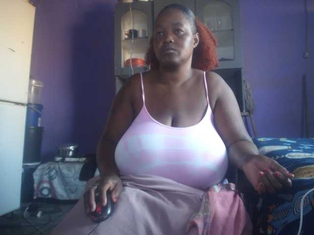 Melonboobs1
