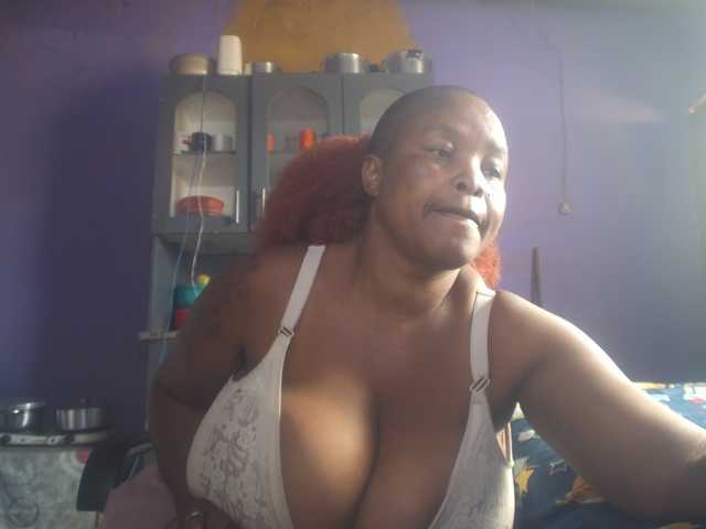 Melonboobs1 live cam on BongaCams