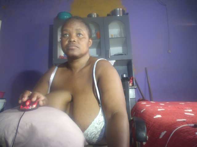 Melonboobs1