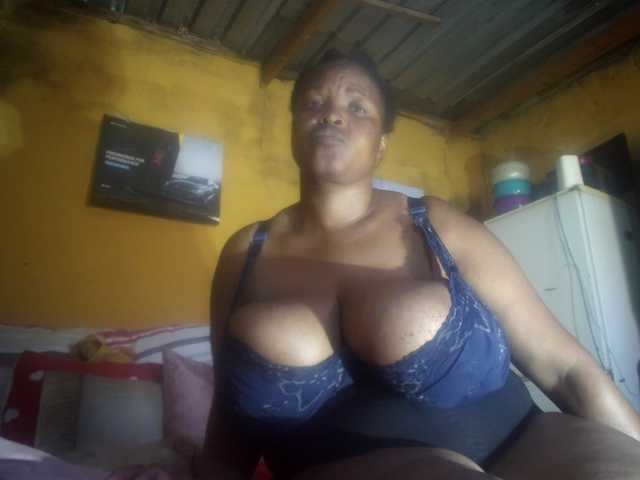 Melonboobs1