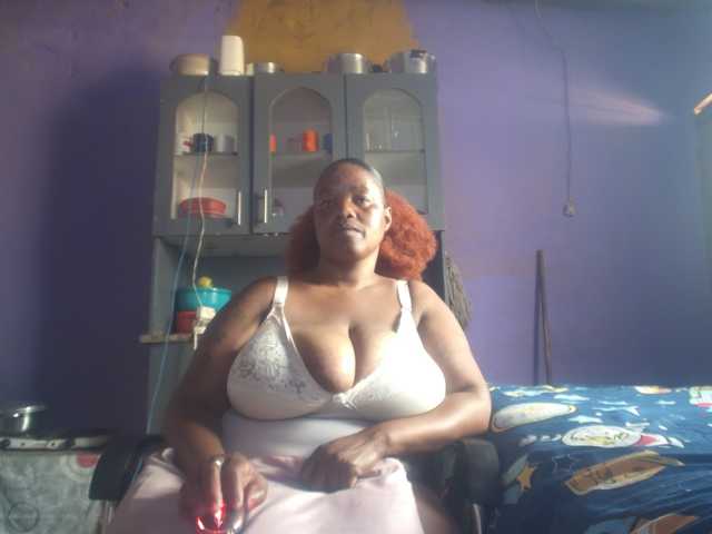 Melonboobs1