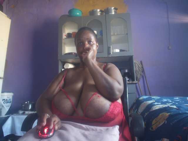 Melonboobs1