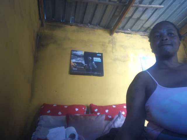 Melonboobs1 live cam on BongaCams