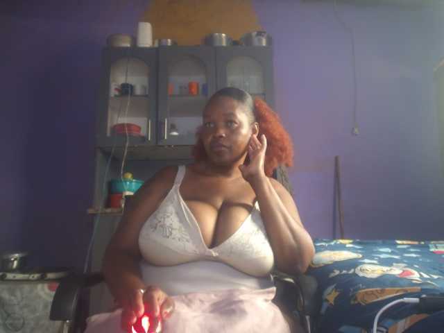Melonboobs1