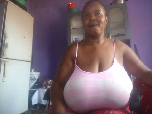 Melonboobs1