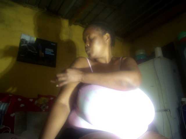 Melonboobs1's BongaCams show and profile