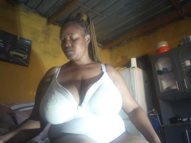 Melonboobs1