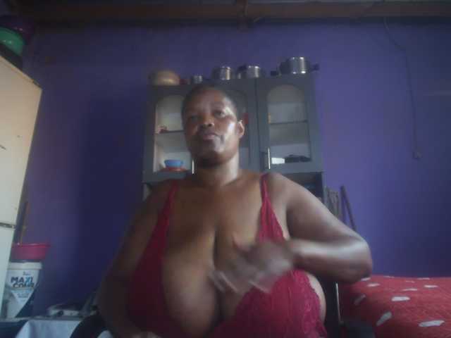 Melonboobs1