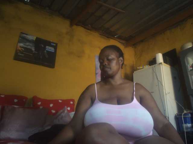 Melonboobs1