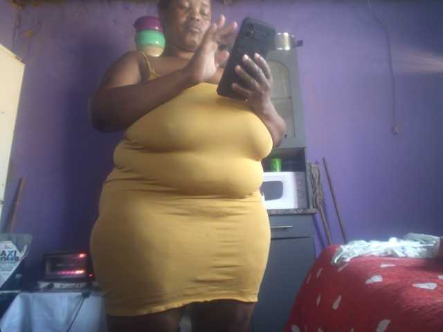 Melonboobs1 live cam preview