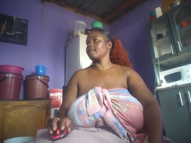 Melonboobs1 live cam on BongaCams