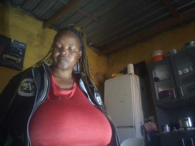 Melonboobs1