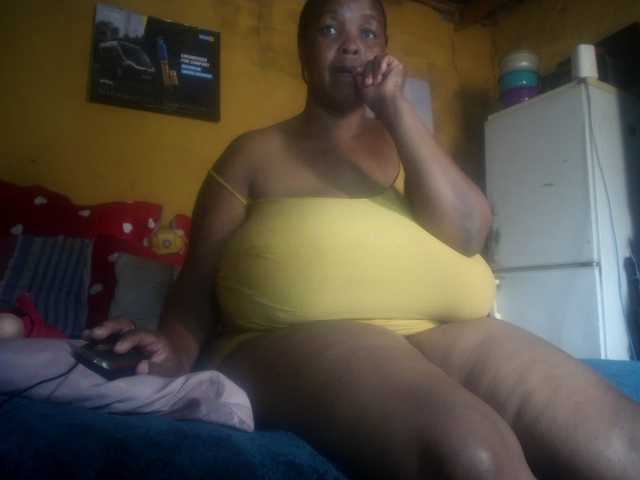 Melonboobs1's BongaCams show and profile