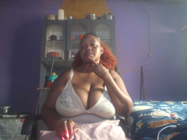 Melonboobs1