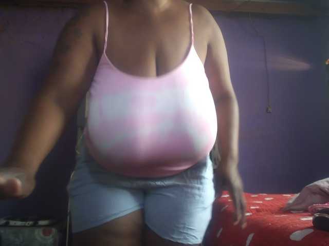 Melonboobs1