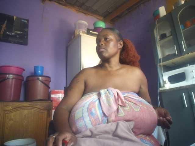 Melonboobs1 live cam preview