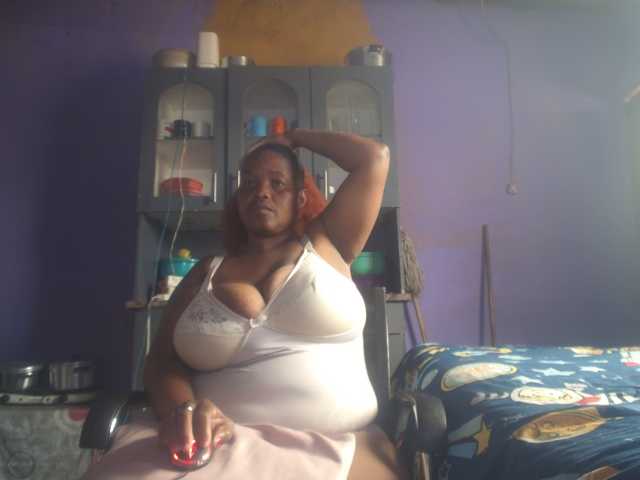 Melonboobs1