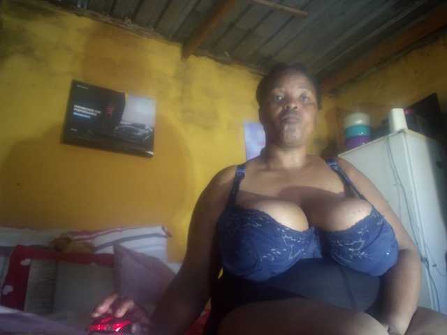 Melonboobs1