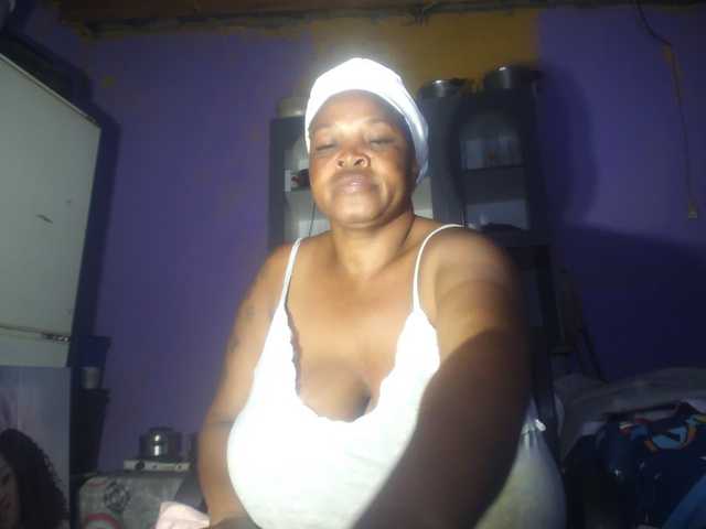 Melonboobs1 live cam on BongaCams