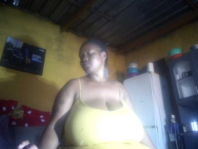 Melonboobs1's BongaCams show and profile