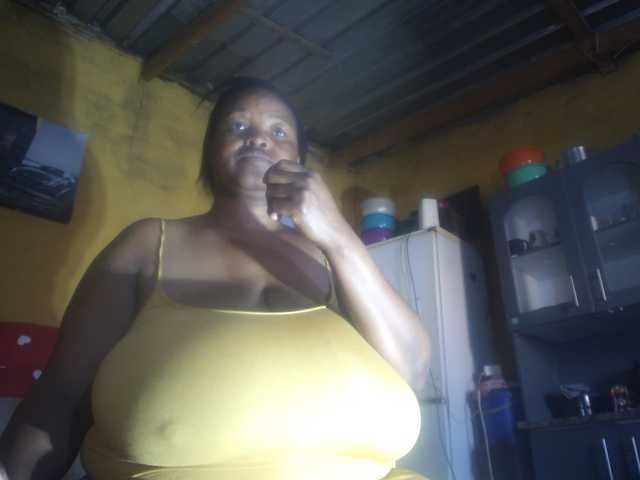 Melonboobs1