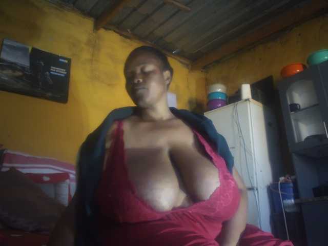 Melonboobs1