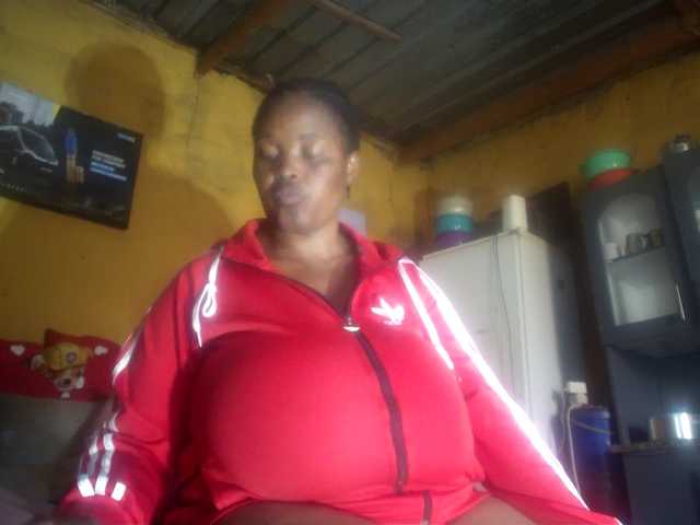 Melonboobs1's BongaCams show and profile